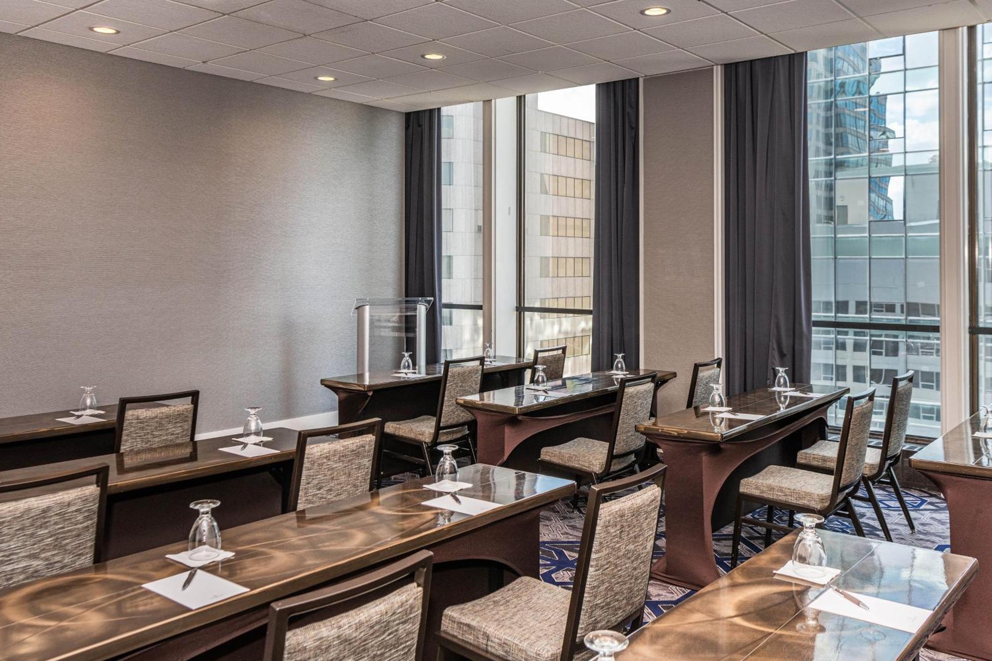 Sheraton Indianapolis City Centre Hotel Ngoại thất bức ảnh